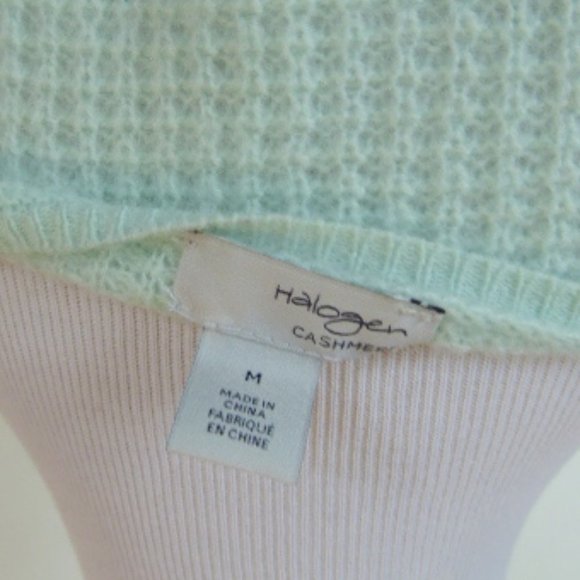 HALOGEN 100% CASHMERE thermal weave aqua blue v neck SWEATER   M - Picture 2 of 4